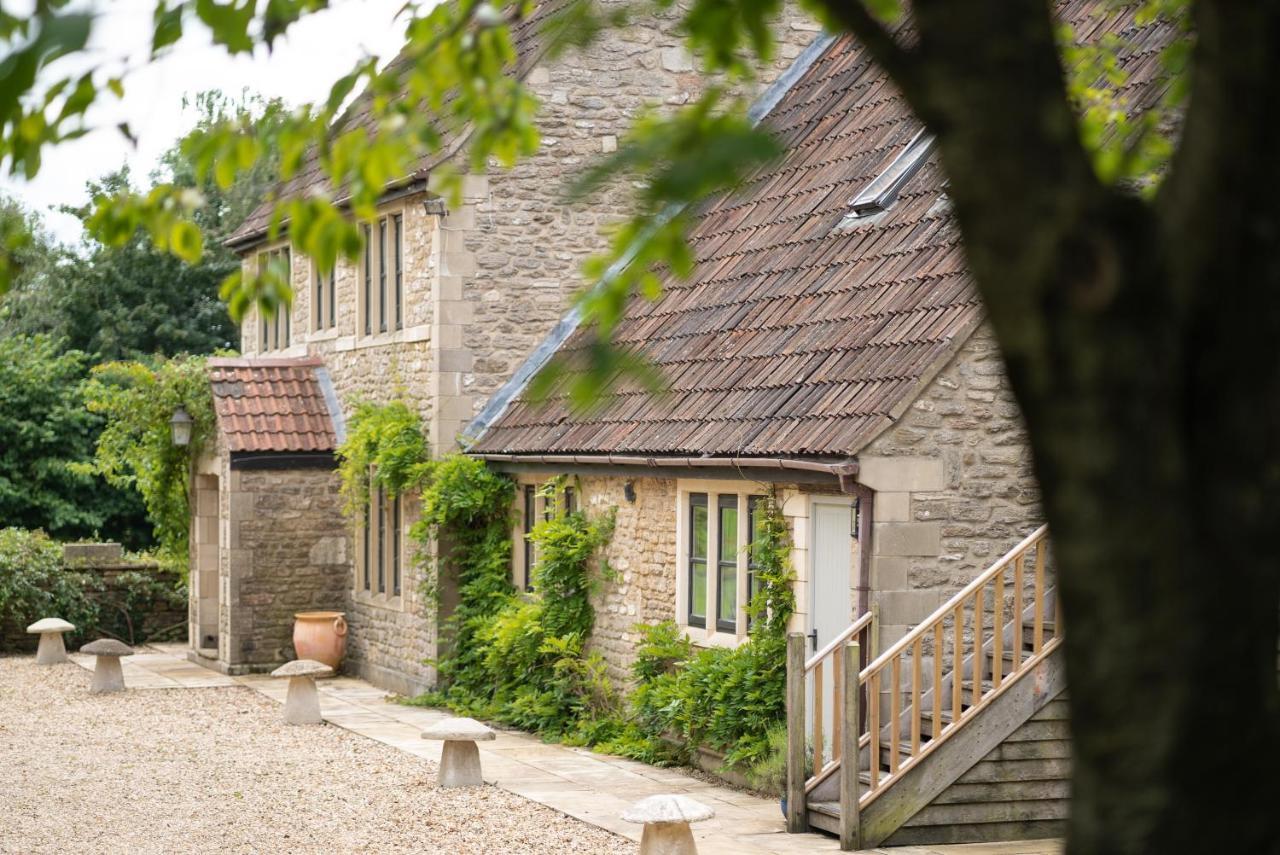 Great Ashley Farm Bed And Breakfast & Shepherds Huts Bradford-On-Avon Eksteriør billede